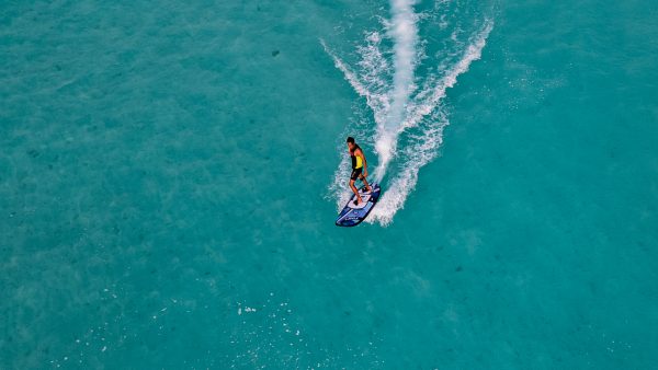 Dive Butler Jet Surf in Maldives